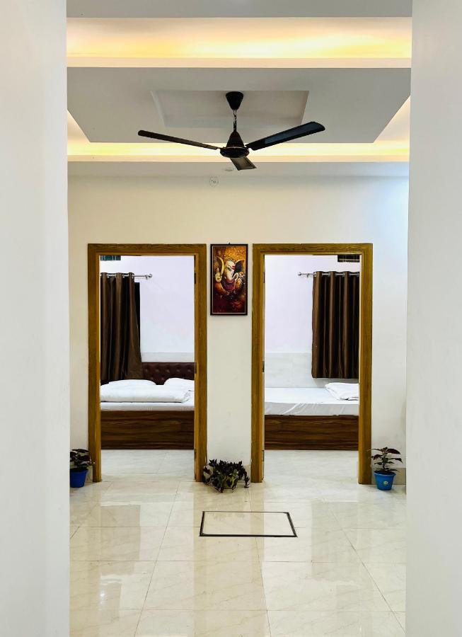 Shanti Hostel And Garden Cafe Rishīkesh Εξωτερικό φωτογραφία