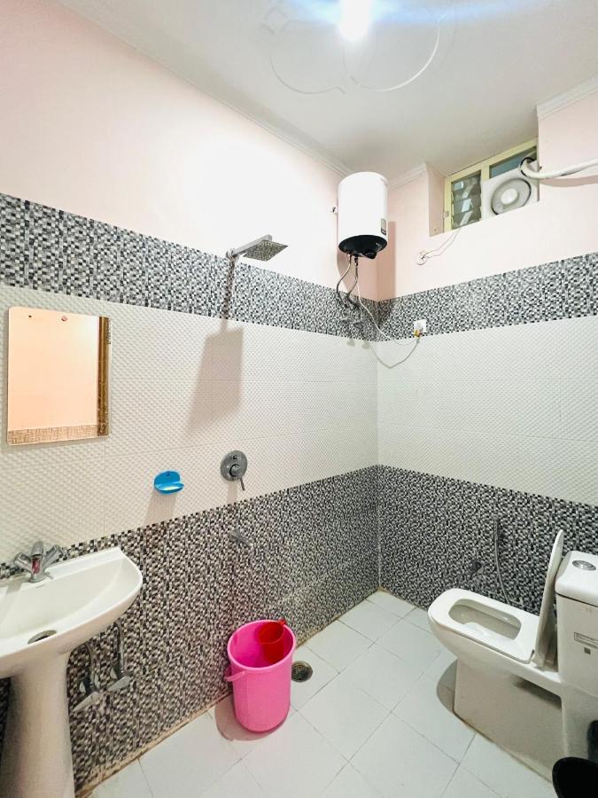 Shanti Hostel And Garden Cafe Rishīkesh Εξωτερικό φωτογραφία